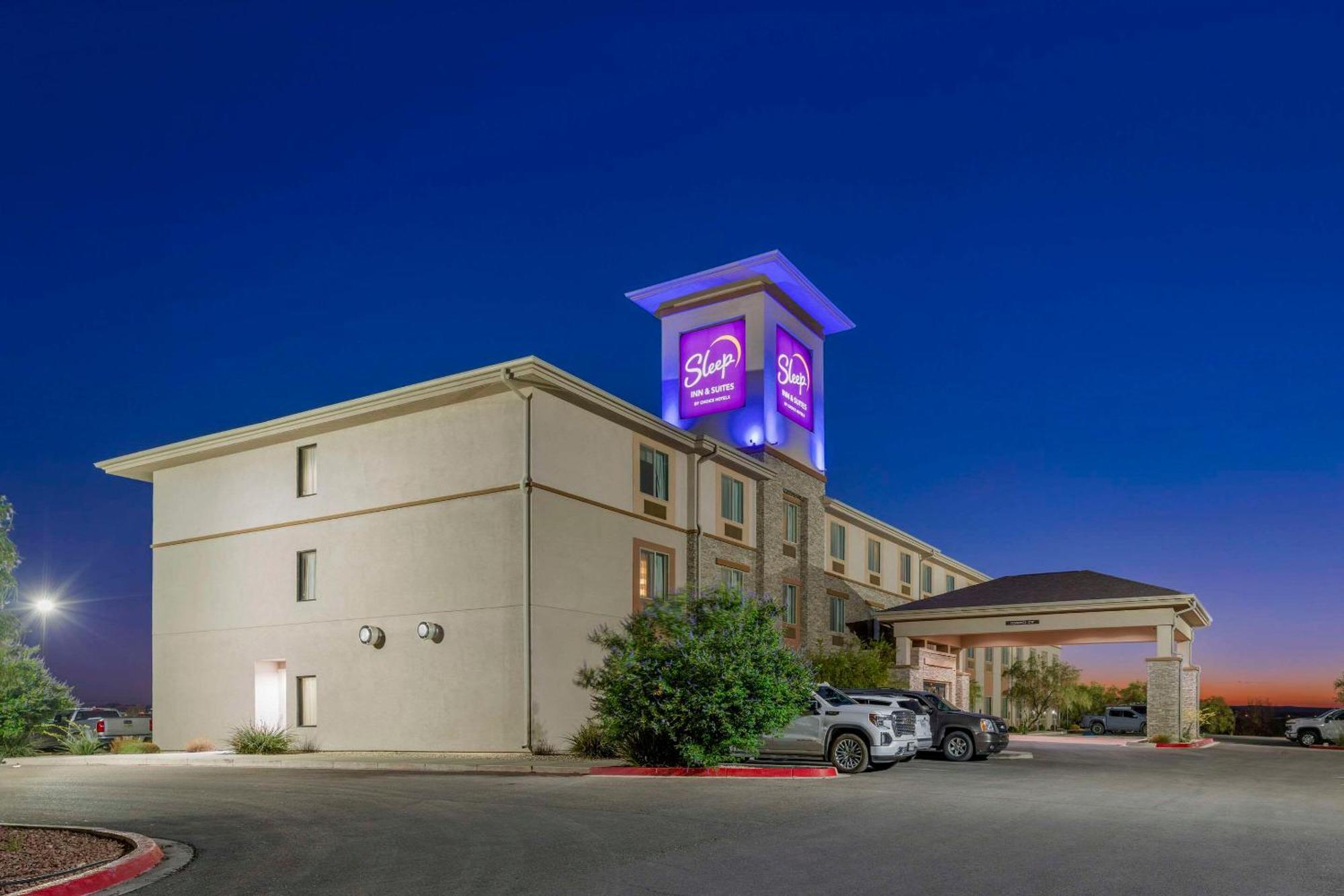 Sleep Inn & Suites Carlsbad Caverns Area Bagian luar foto